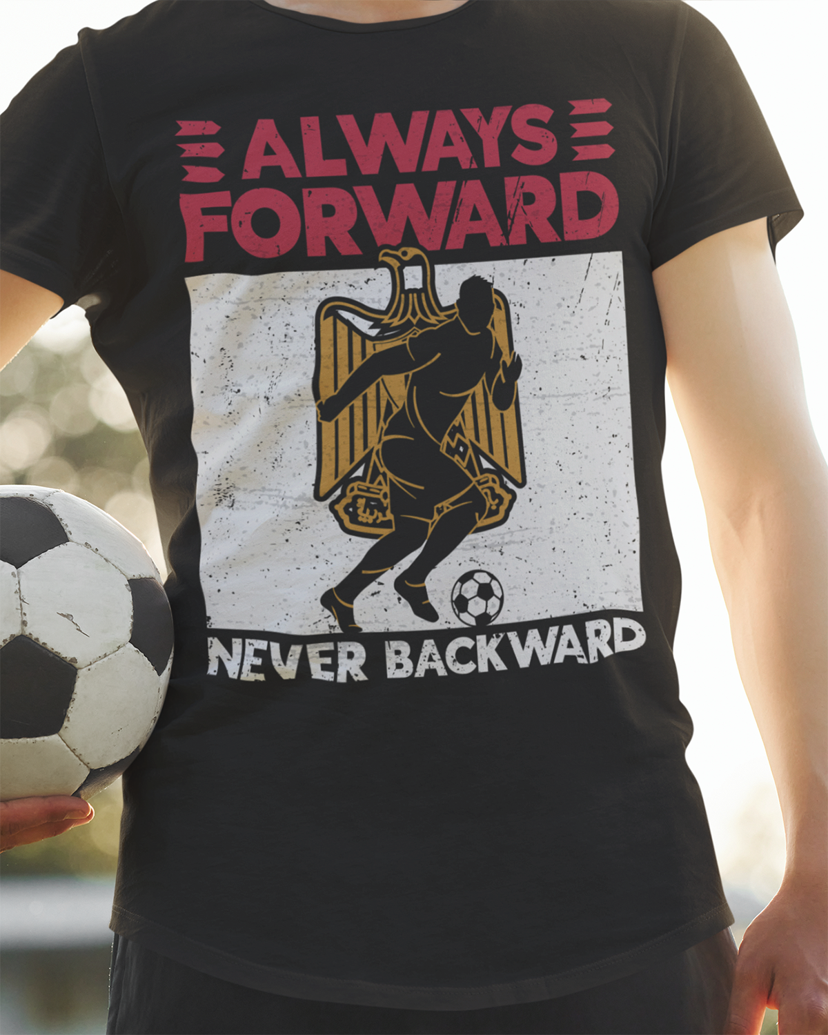 Immer vorwärts, nie rückwärts – Ägypten Fußball &amp; Flagge EN Unisex T-Shirt