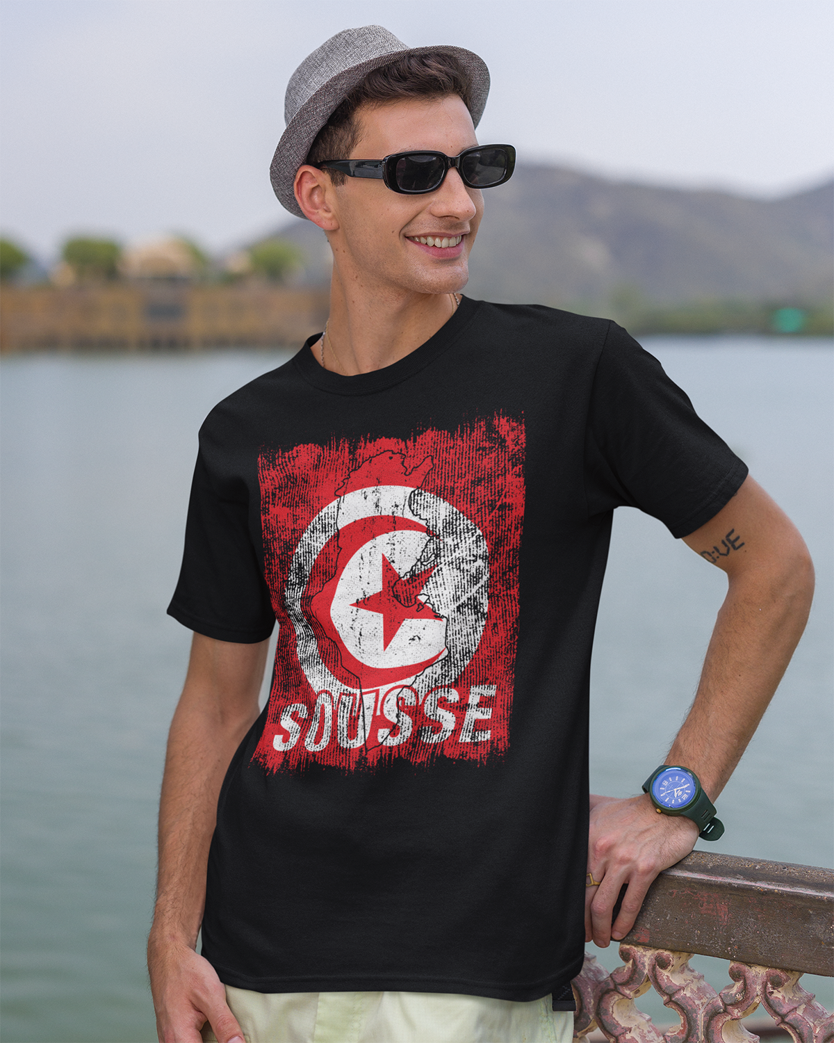 Drapeau et ville de Tunisie - T-shirt unisexe Sousse