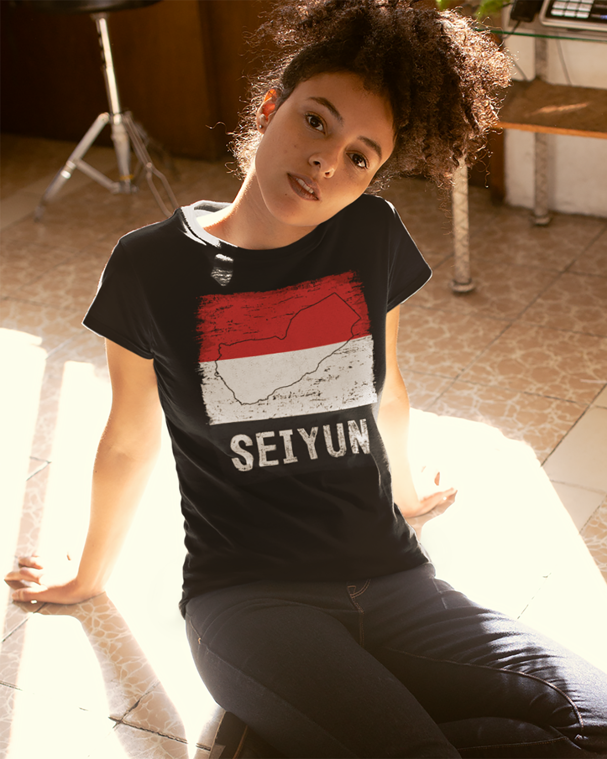 Yemen Flag & City - Seiyun Unisex T-shirt